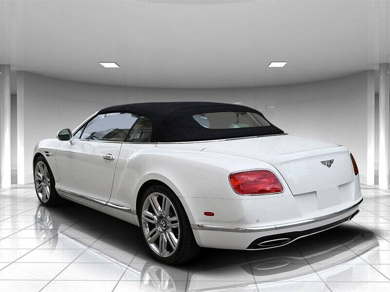 2017 Bentley Continental 48