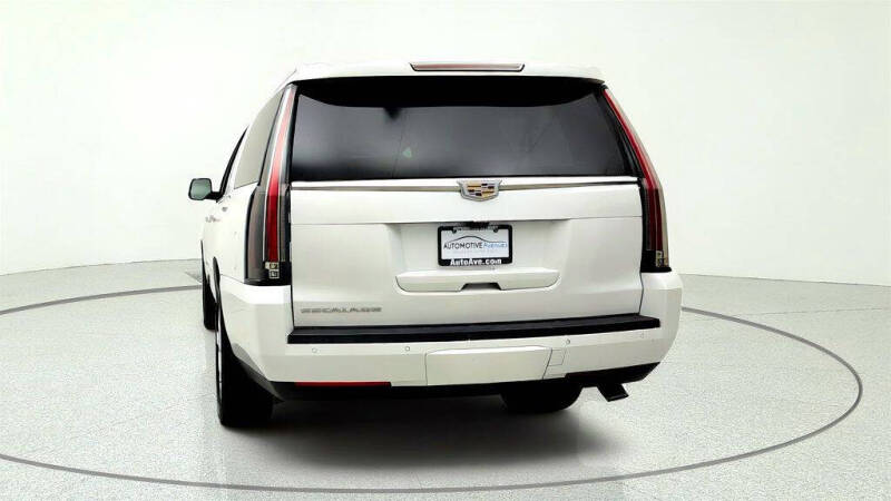 2018 Cadillac Escalade ESV Premium Luxury