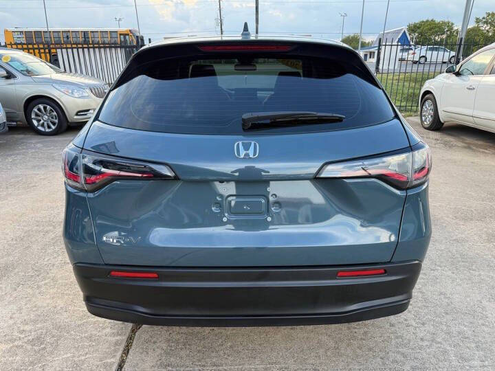 2025 Honda HR-V LX