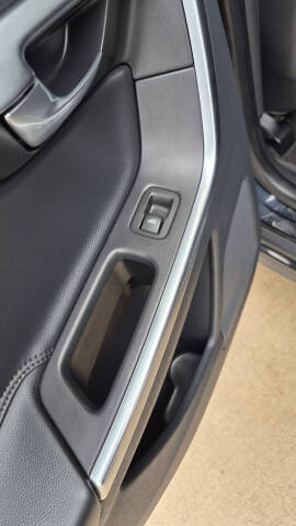2015 Volvo XC60 T5 Drive-E Premier