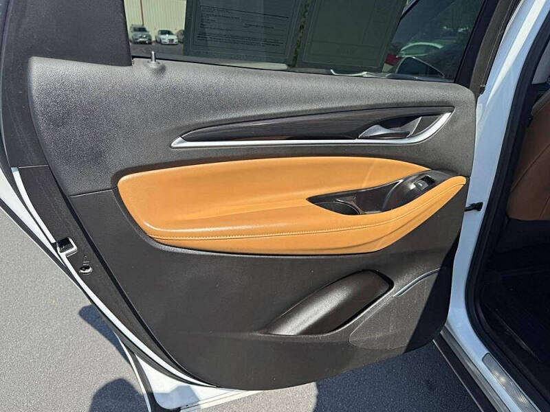 2020 Buick Enclave Essence