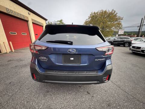 2022 Subaru Outback Premium