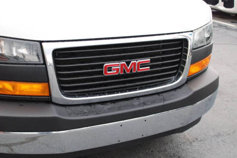 2023 GMC Savana 2500