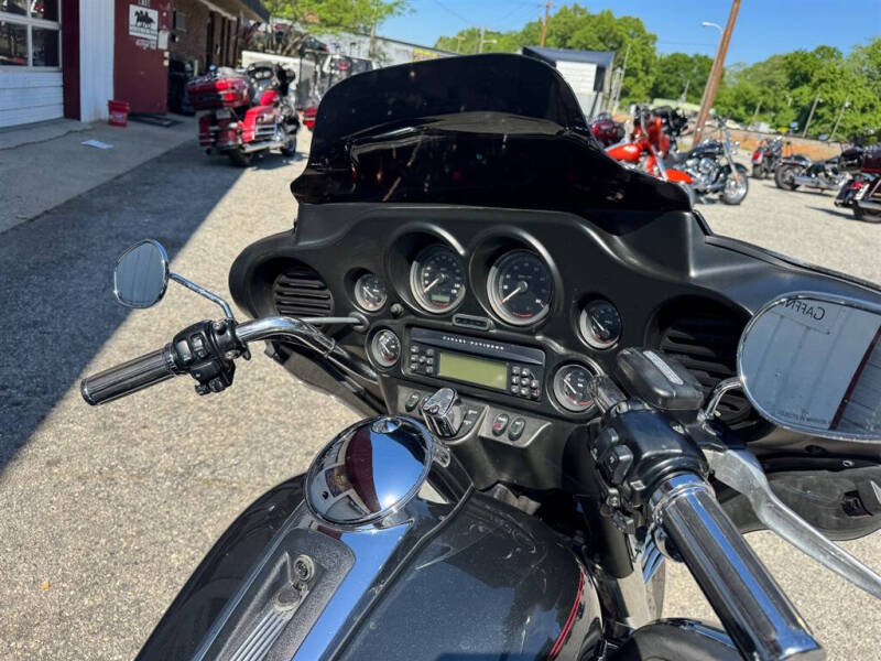 2009 Harley-Davidson FLHTCU -