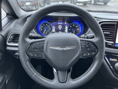 2022 Chrysler Pacifica Touring