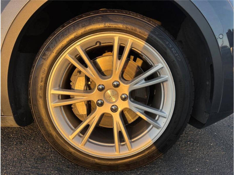 2021 Tesla Model Y Standard Range