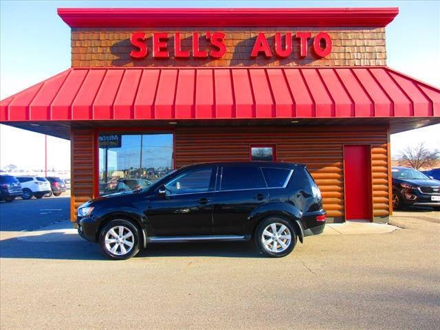 2010 Mitsubishi Outlander for sale at Sells Auto INC in Saint Cloud MN