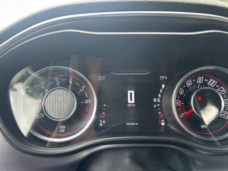 2016 Dodge Challenger SXT