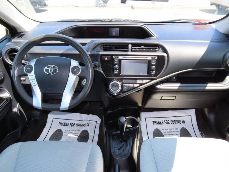 2015 Toyota Prius c Four