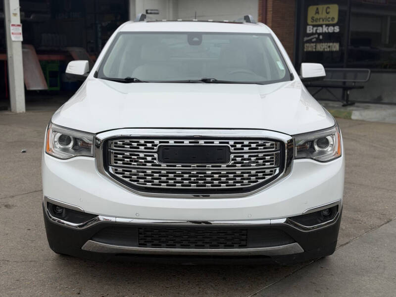 2019 GMC Acadia Denali