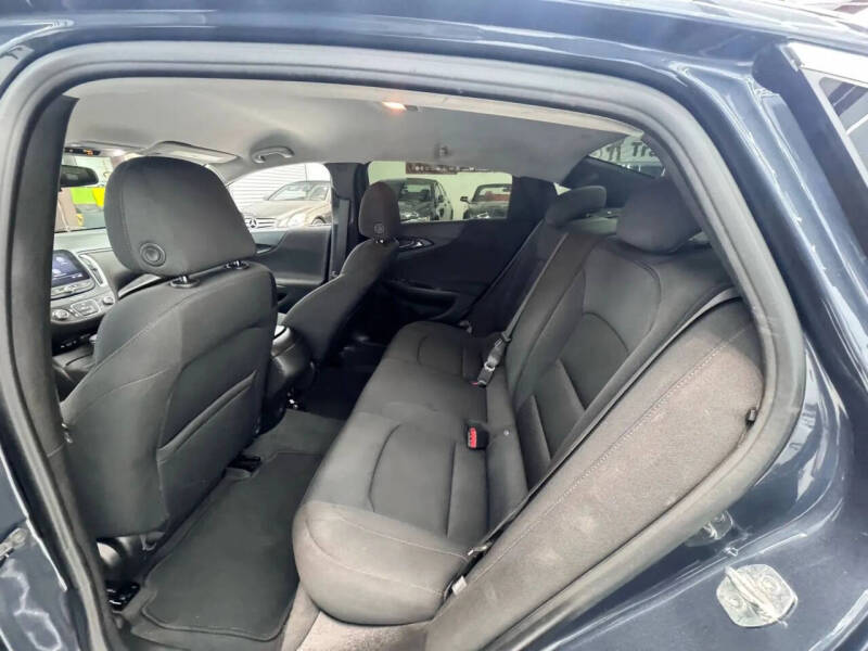 2021 Chevrolet Malibu LS