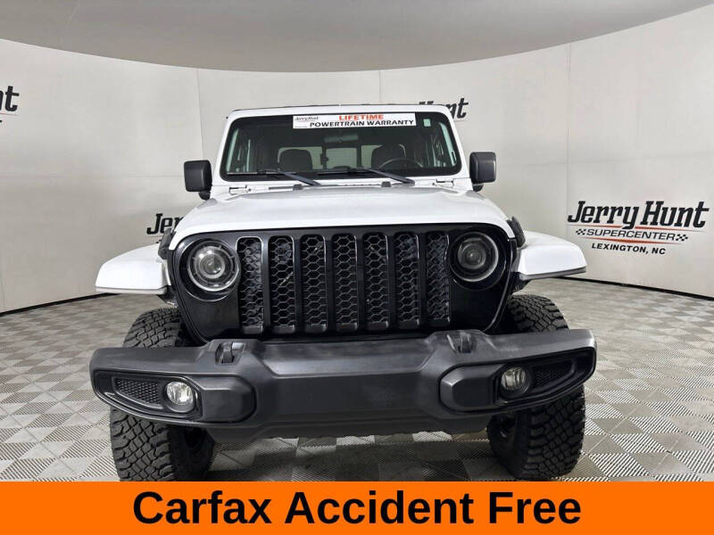2022 Jeep Gladiator Willys