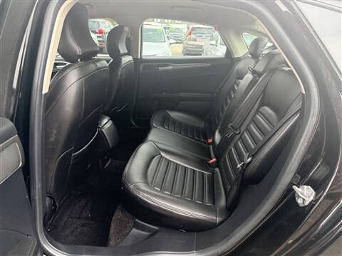 2018 Ford Fusion SE