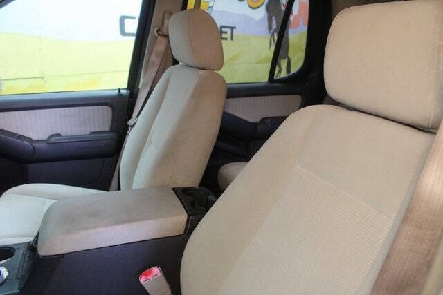 2008 Ford Explorer Sport Trac XLT