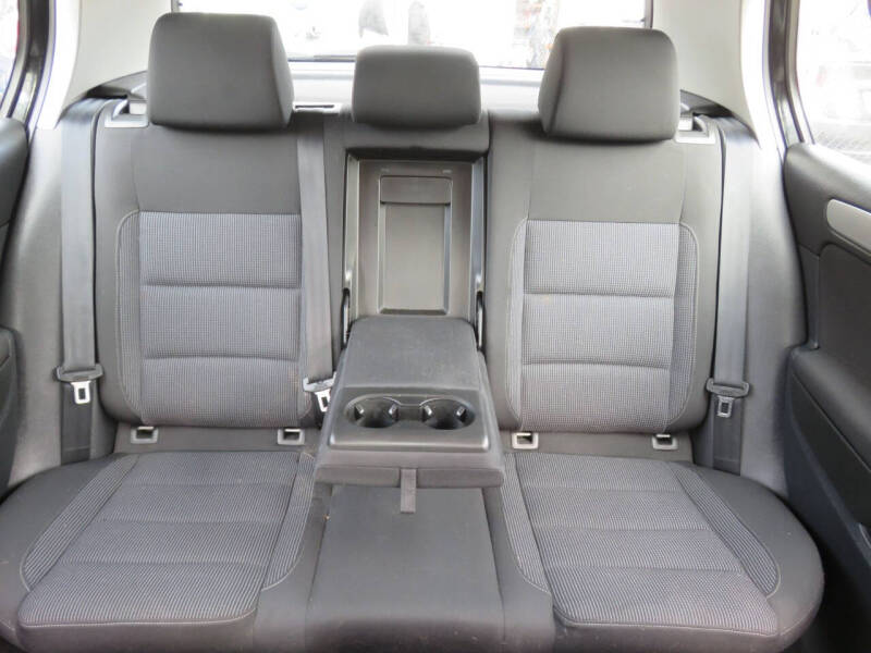 2014 Volkswagen Golf 2.5L PZEV