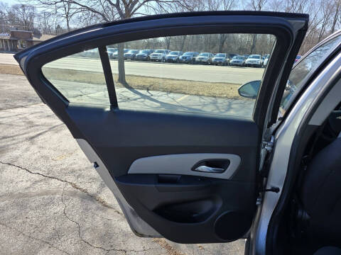 2013 Chevrolet Cruze LS Auto