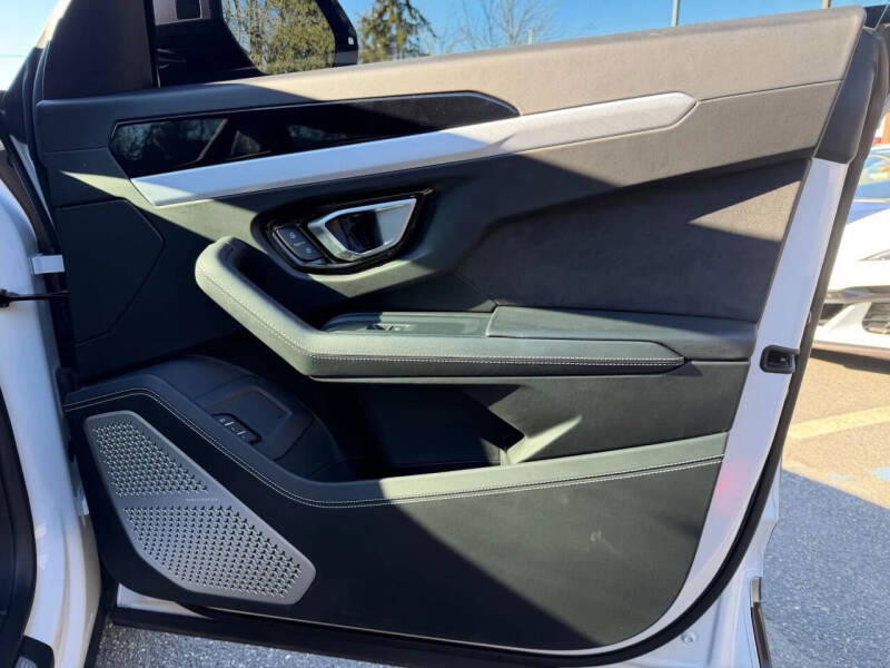 2020 Lamborghini Urus