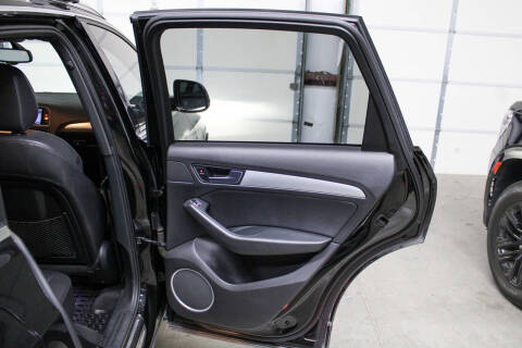 2017 Audi Q5 2.0T quattro Premium Plus