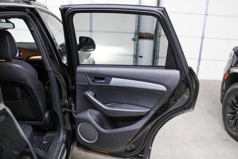 2017 Audi Q5 2.0T quattro Premium Plus