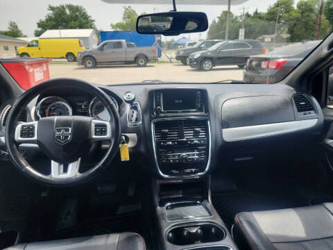 2016 Dodge Grand Caravan R/T