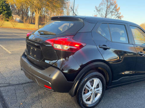 2020 Nissan Kicks S