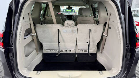 2021 Chrysler Pacifica Touring L