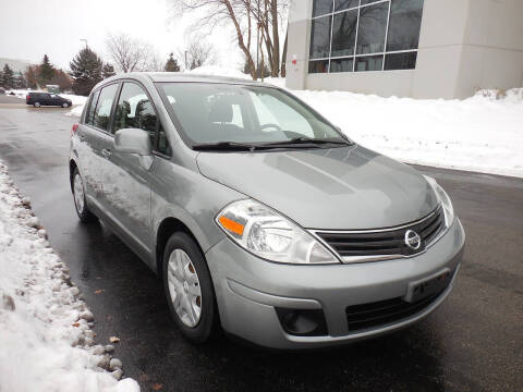 2011 Nissan Versa 1.8 S