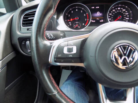 2016 Volkswagen Golf GTI S