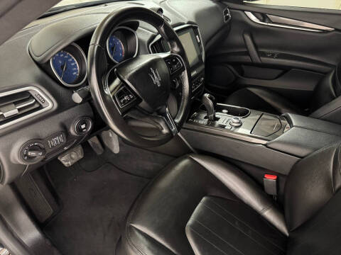 2017 Maserati Ghibli