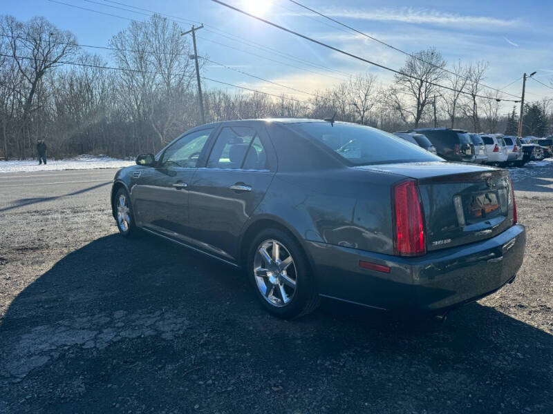 2008 Cadillac STS Base photo 9