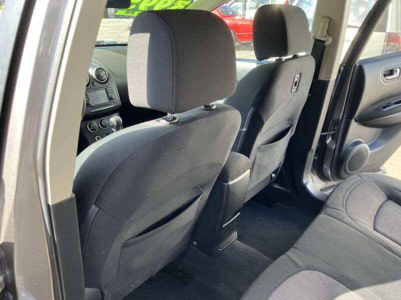 2013 Nissan Rogue SV