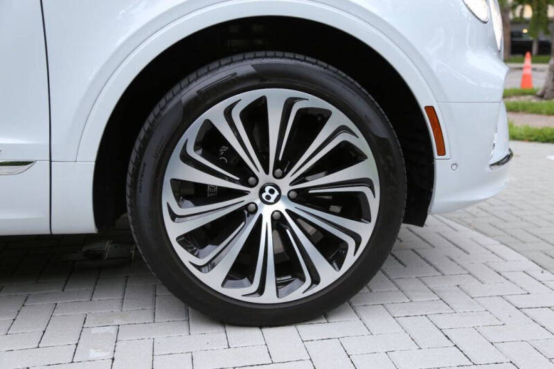 2021 Bentley Bentayga V8