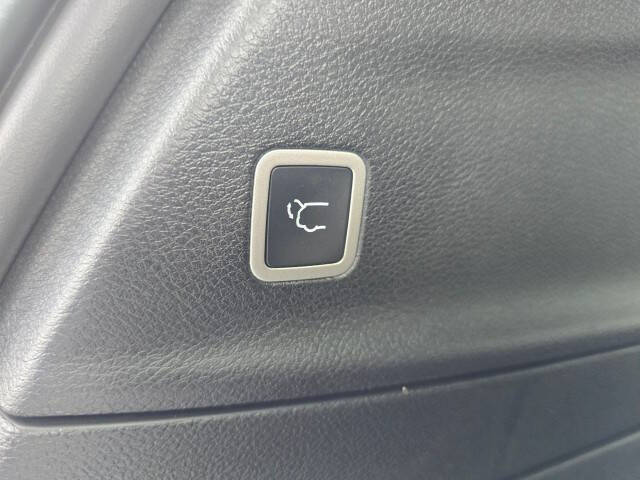 2023 Chrysler Pacifica Plug-In Hybrid Limited