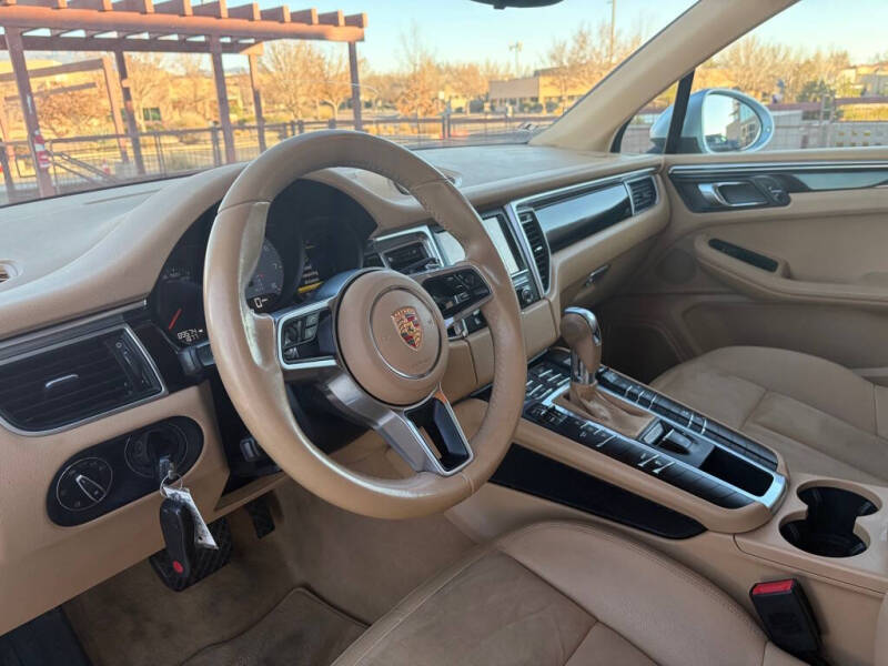 2015 Porsche Macan S