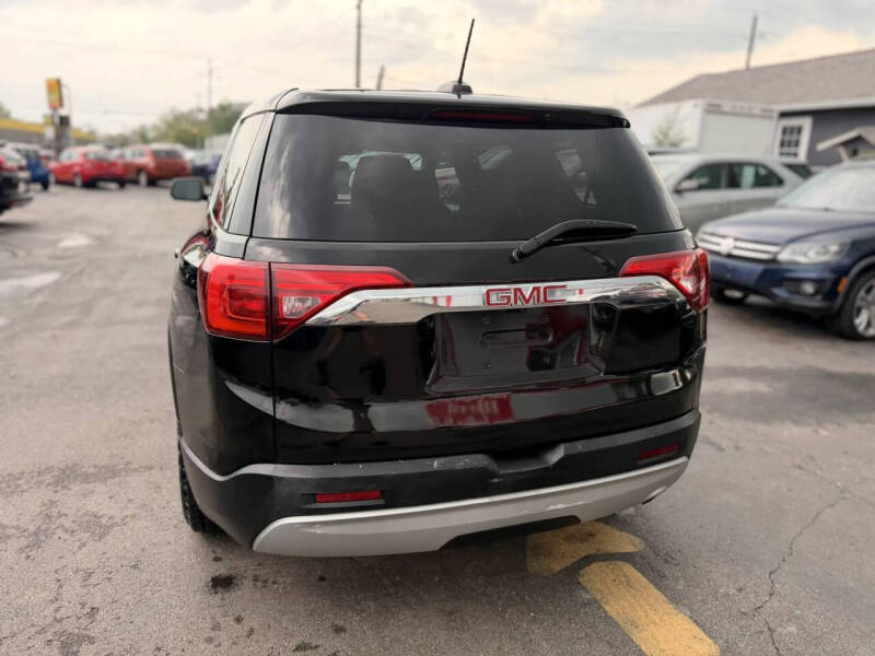 2017 GMC Acadia SLE-1