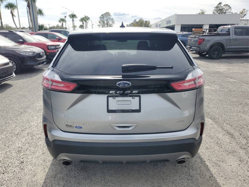 2024 Ford Edge Titanium