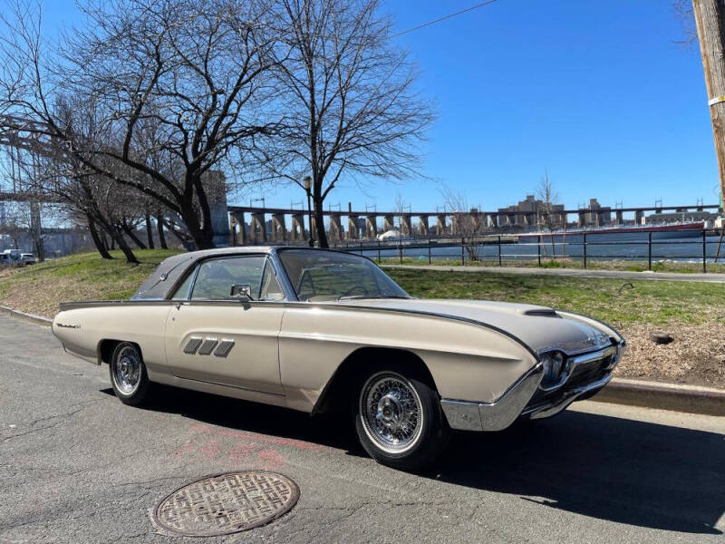 1963 Ford Thunderbird