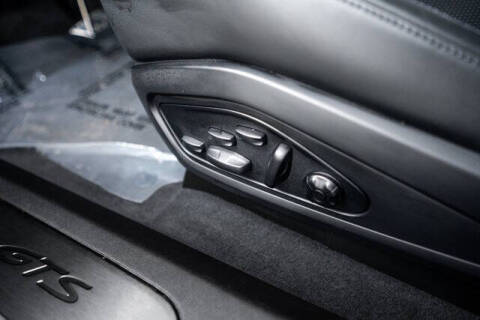 2024 Porsche Taycan GTS Sport Turismo