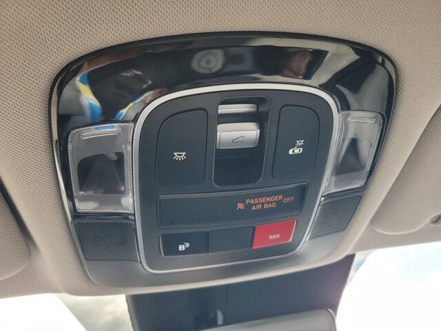 2025 Hyundai Sonata Hybrid Limited