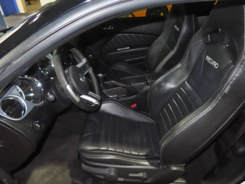 2013 Ford Mustang V6 Premium