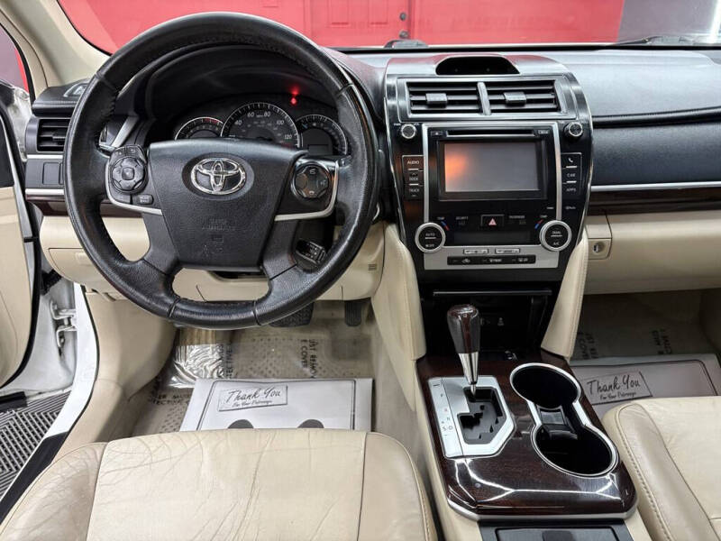 2012 Toyota Camry XLE V6