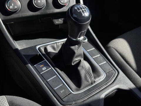 2021 Volkswagen Jetta R-Line