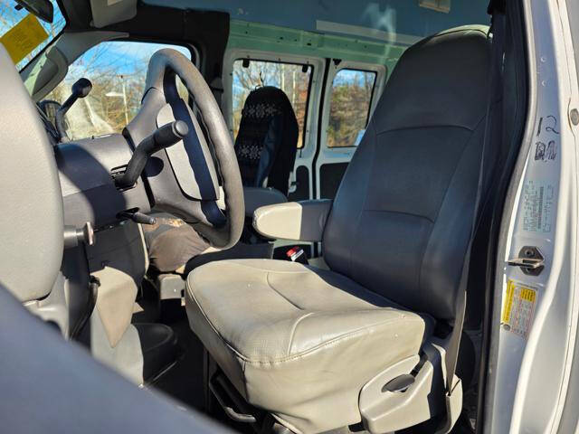 2007 Ford E-Series E-350 SD