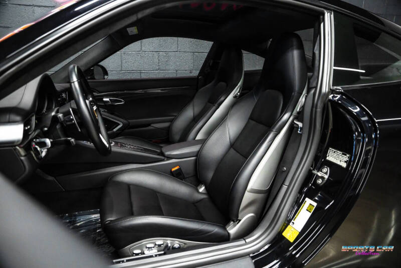 2017 Porsche 911 Carrera 4S