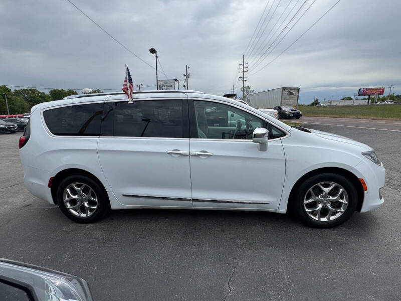 2018 Chrysler Pacifica Limited