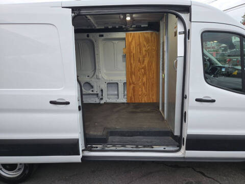 2022 Ford Transit 250