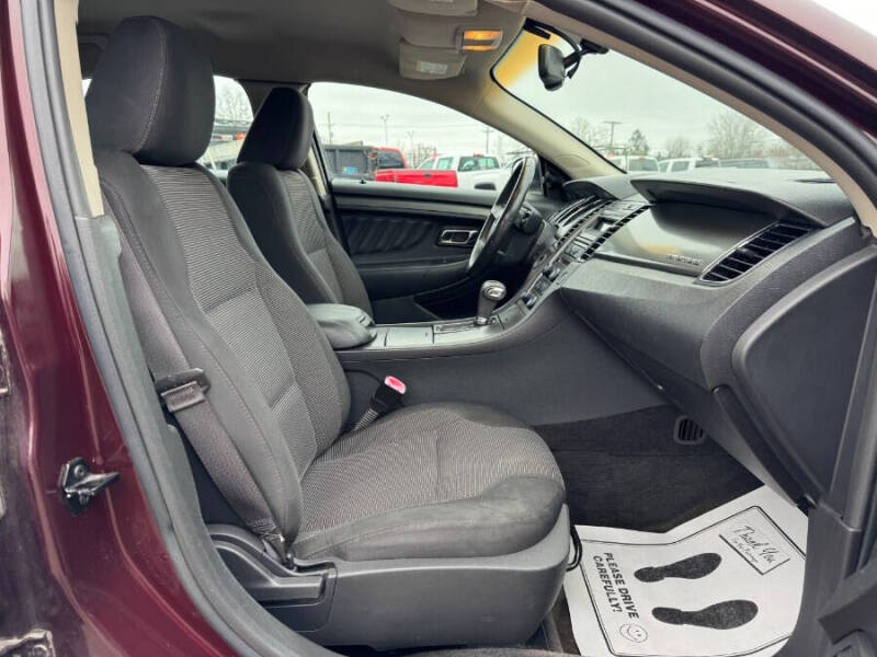 2011 Ford Taurus SEL