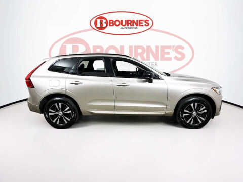 2025 Volvo XC60 B5 Core Dark Theme