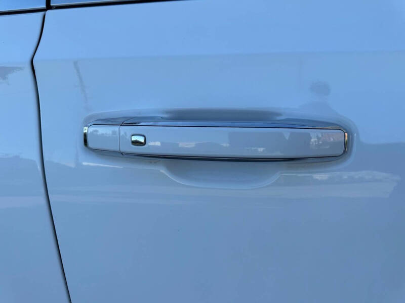 2021 GMC Yukon XL SLT