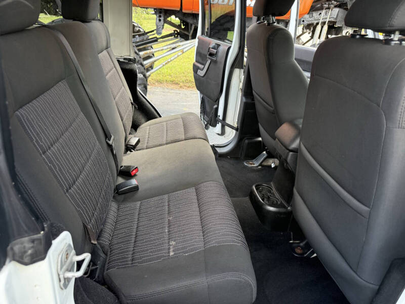 2011 Jeep Wrangler Unlimited Sport